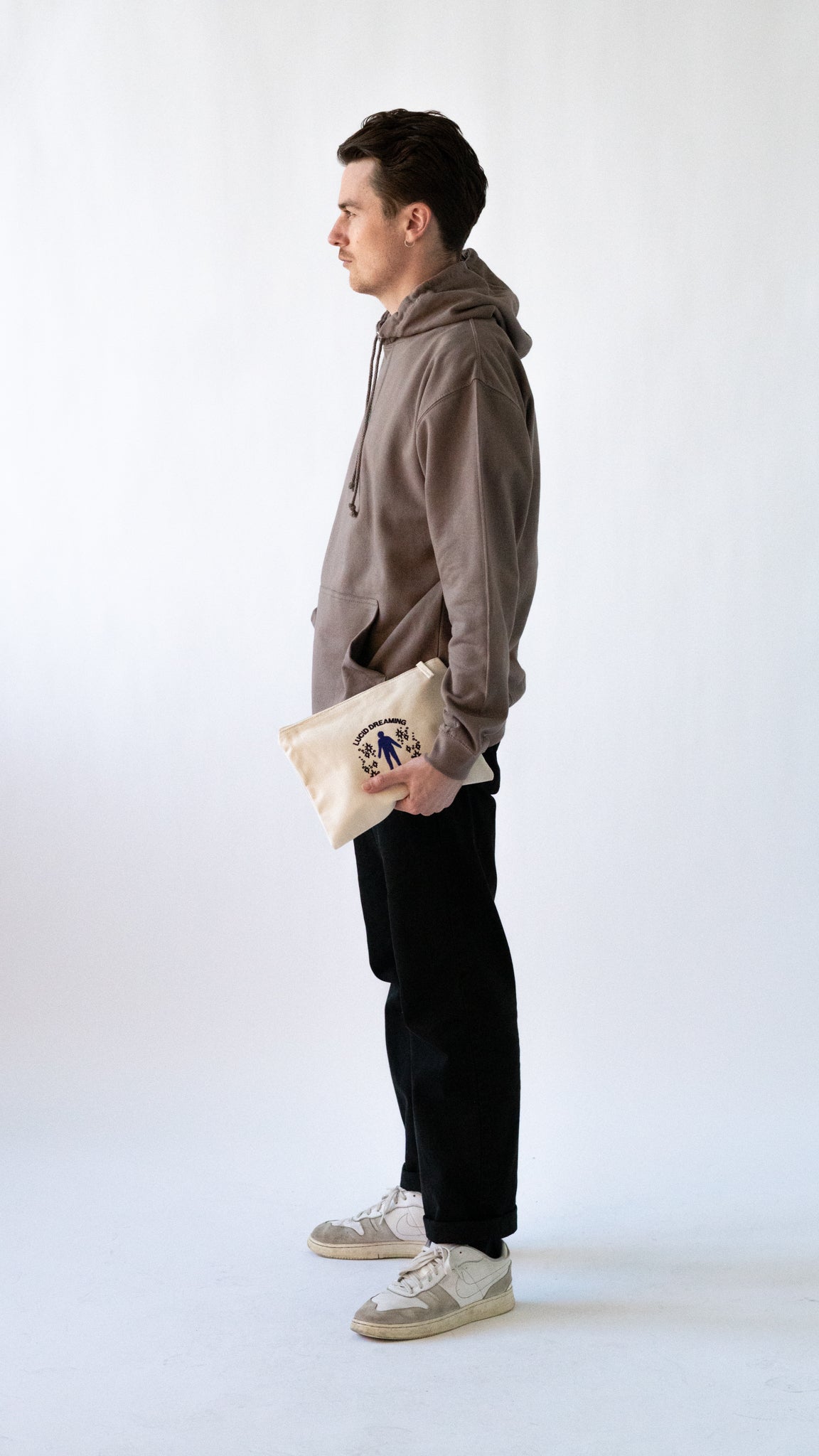 'Lucid Body' Embroidered Accessory Pouch {natural}