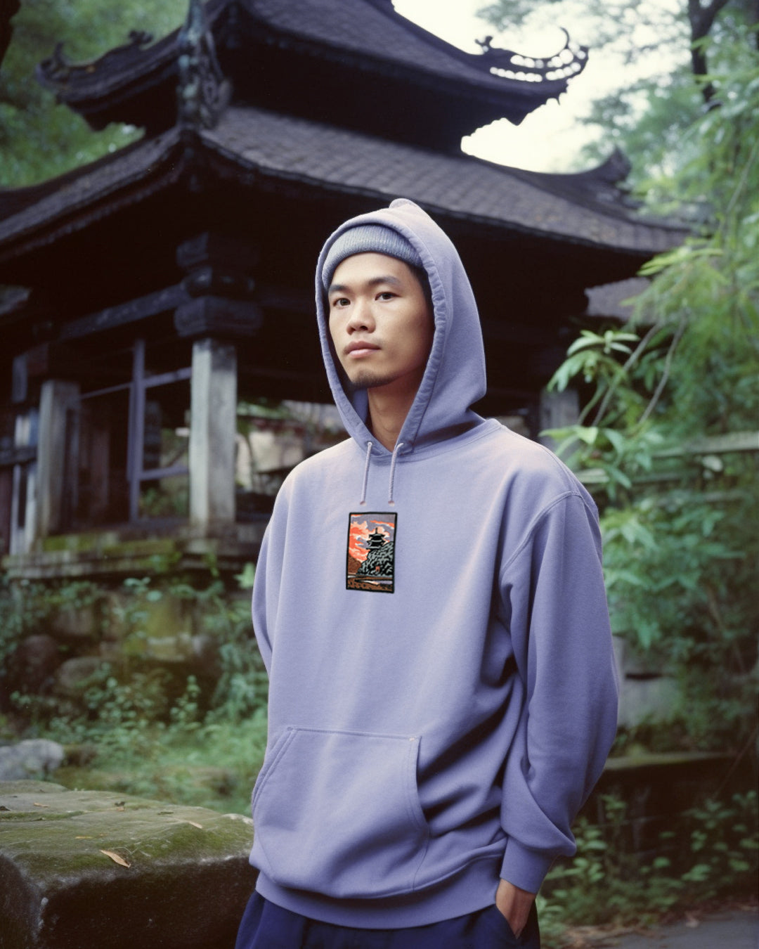 S/S23 Embroidered 'Dusk Temple' Pullover {lilac}