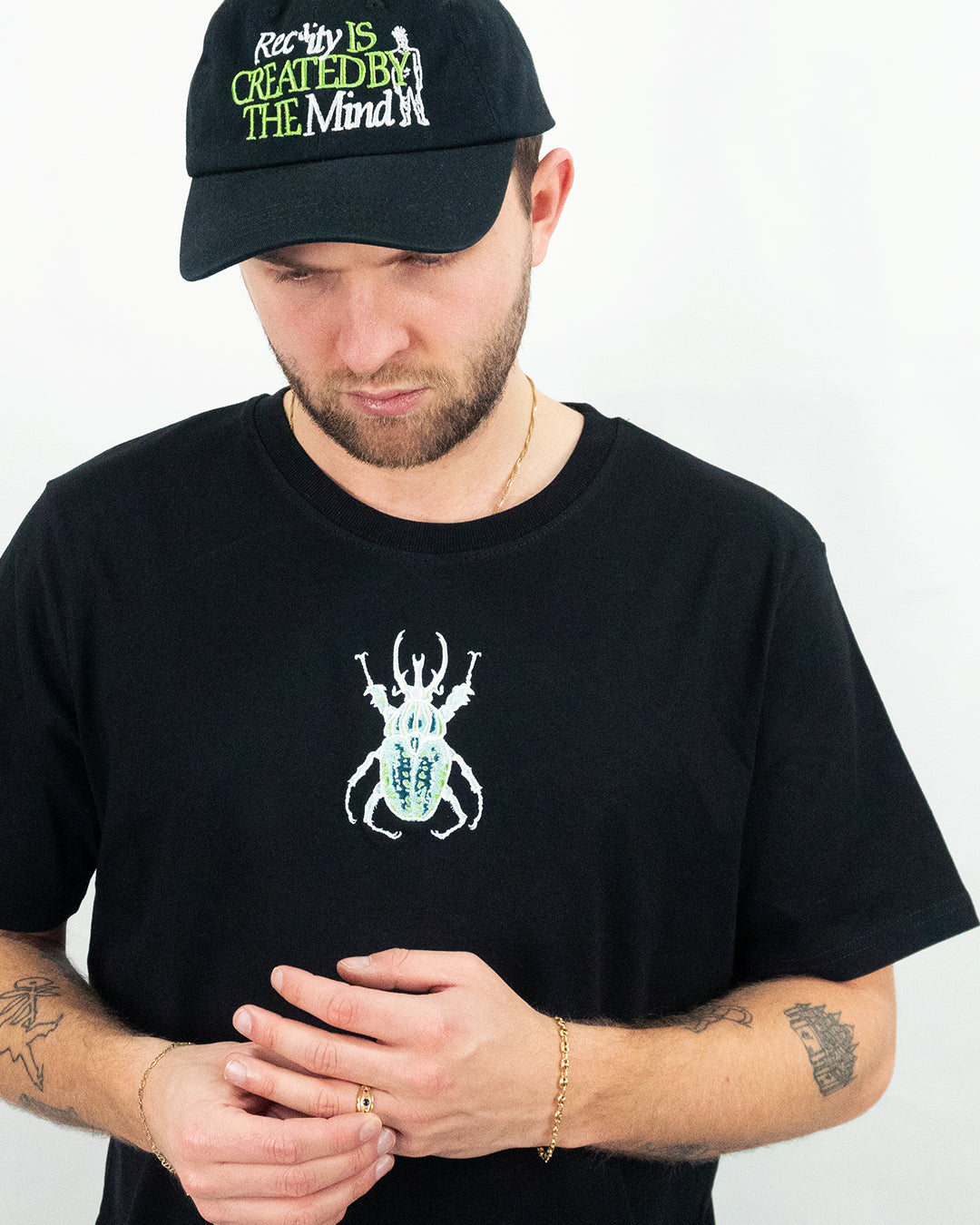 A/W24 Embroidered 'Horned Beetle X-Ray' T-Shirt [black]