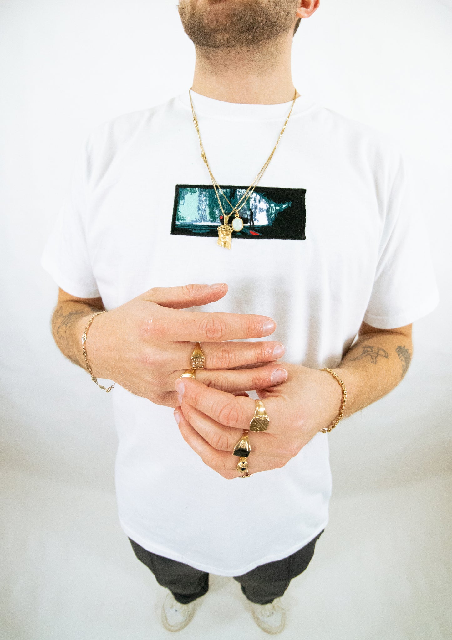 A/W23 Embroidered 'Under The Bridge In The Rain' T-Shirt {white}
